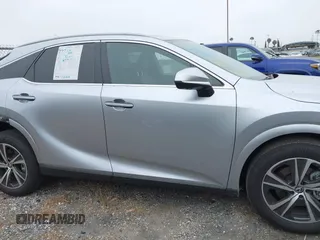 2024 Lexus RX 350 z VIN JTJCHMAA4R2017497, wystawiony jako IAAI lot #42151491 z przebiegiem 17 707 mil mil oraz . Historia ofert i sprzedaży dostępna na DreamBid. Obrazek 14.