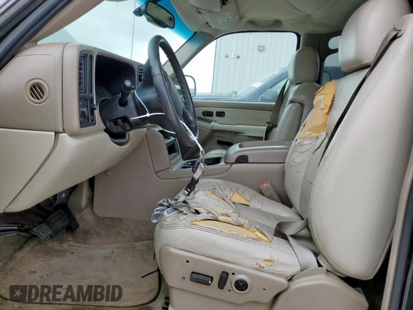 2003 Chevrolet Tahoe LT with VIN 1GNEC13Z83R193034, listed as a Copart auction lot 57474725 with 207,325 mi miles and Clean title. Bid and sale history available at DreamBid. Image 7.