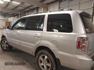 2006 Honda Pilot EX with VIN 2HKYF18416H534697, listed as a IAAI auction lot 41715642 with 224,093 mi miles and . Bid and sale history available at DreamBid. Image 13.