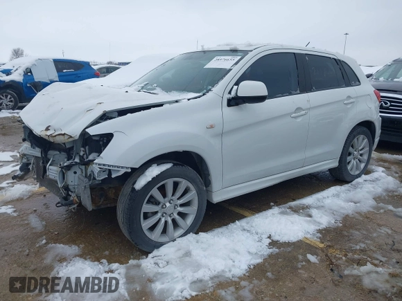 2011 Mitsubishi Outlander Sport SE with VIN JA4AP4AU1BZ005113, listed as a IAAI auction lot 40390111 with 152,712 mi miles. Bid and sale history available at carsss.com. Image 2.