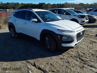 2021 Hyundai Kona SEL with VIN KM8K22AA9MU736208, listed as a IAAI auction lot 41452138 with 64,339 mi miles. Bid and sale history available at carsss.com. Image 1.