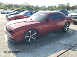 2014 Dodge Challenger R/T z VIN 2C3CDYBT2EH293186, wystawiony jako Copart lot #55604625 z przebiegiem 87 092 mil mil oraz Szkody całkowita. Historia ofert i sprzedaży dostępna na DreamBid. Obrazek 1.