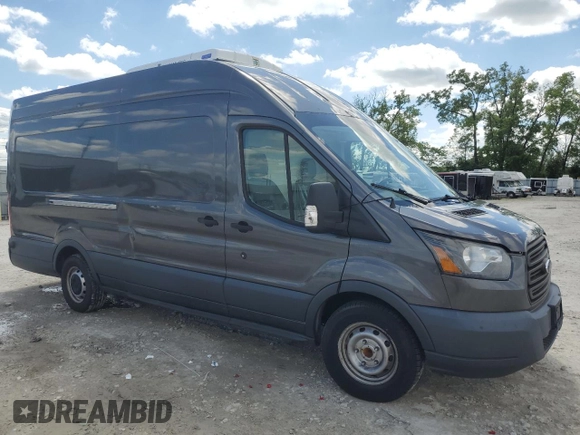 2017 Ford Transit z VIN 1FTYR3XV3HKB00878, wystawiony jako Copart lot #55963155 z przebiegiem 362 956 mil mil oraz Tytuł czysty. Historia ofert i sprzedaży dostępna na DreamBid. Obrazek 4.