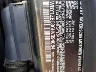 2017 BMW i3 z VIN WBY1Z8C36HV894064, wystawiony jako Copart lot #57879645 z przebiegiem Nie podano mil oraz Szkody całkowita. Historia ofert i sprzedaży dostępna na DreamBid. Obrazek 12.