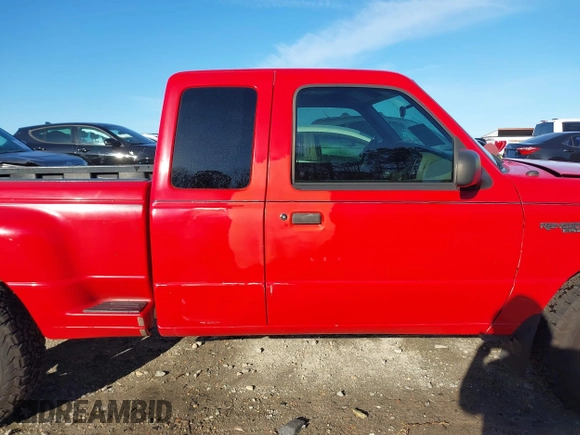 1999 Ford Ranger XL with VIN 1FTZR15V2XTA07631, listed as a IAAI auction lot 41591752 with 179,967 mi miles. Bid and sale history available at carsss.com. Image 13.