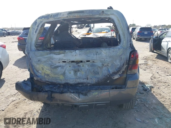 2005 Ford Escape Limited с VIN 1FMYU94105KA90031, выставлен на аукционе IAAI как лот 41749186 с пробегом Не указан миль и . История ставок и продаж доступна на DreamBid. Изображение 15.
