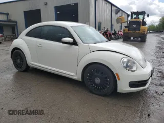2014 Volkswagen Beetle 2.5L w/Sun with VIN 3VWJP7AT9EM602575, listed as a Copart auction lot 55383965 with 130,525 mi miles and Salvage Title. Bid and sale history available at DreamBid. Image 4.
