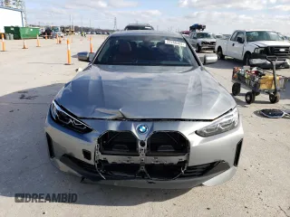 2023 BMW i4 eDrive40 z VIN WBY73AW06PFN71873, wystawiony jako Copart lot #37268403 z przebiegiem 803 mil mil oraz . Historia ofert i sprzedaży dostępna na DreamBid. Obrazek 5.