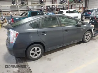 2013 Toyota Prius One z VIN JTDKN3DU3D1687337, wystawiony jako IAAI lot #41200238 z przebiegiem 163 085 mil mil oraz . Historia ofert i sprzedaży dostępna na DreamBid. Obrazek 4.