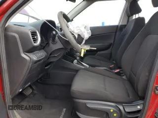 2020 Hyundai Venue SE с VIN KMHRB8A36LU017189, выставлен на аукционе Copart как лот 56701375 с пробегом 27 896 миль миль и Списание • Salvage title. История ставок и продаж доступна на DreamBid. Изображение 7.