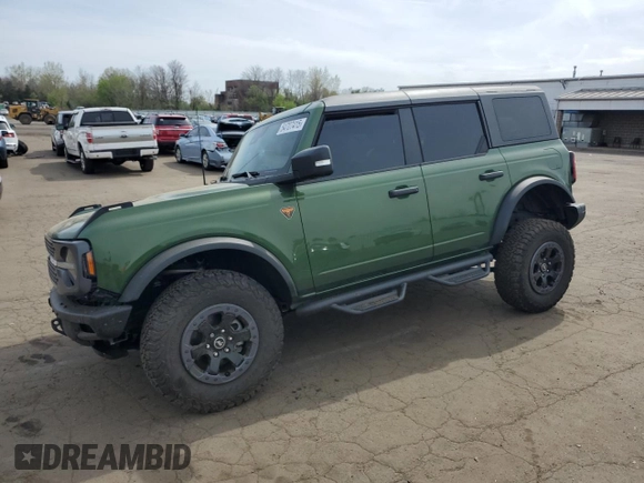 2023 Ford Bronco z VIN 1FMEE5DP2PLB22598, wystawiony jako Copart lot #54707415 z przebiegiem 10 266 mil mil oraz Szkoda całkowita • Salvage title. Historia ofert i sprzedaży dostępna na DreamBid. Obrazek 1.