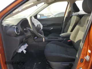 2024 Nissan Kicks SV with VIN 3N1CP5CV7RL561747, listed as a Copart auction lot 42876005 with 10,423 mi miles and Salvage Title. Bid and sale history available at DreamBid. Image 7.