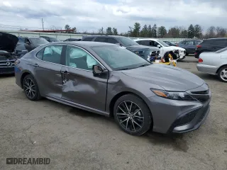 2024 Toyota Camry SE with VIN 4T1G11AK3RU260878, listed as a Copart auction lot 50914465 with 11,122 mi miles and Salvage Title. Bid and sale history available at carsss.com. Image 4.