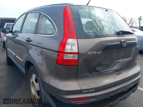 2011 Honda CR-V LX with VIN 5J6RE4H35BL003907, listed as a IAAI auction lot 41912952 with 116,607 mi miles. Bid and sale history available at carsss.com. Image 3.