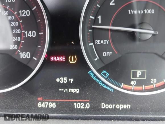 2018 BMW 3 Series 330i xDrive with VIN WBA8D9C54JEM31381, listed as a IAAI auction lot 41904785 with 64,796 mi miles and . Bid and sale history available at DreamBid. Image 7.