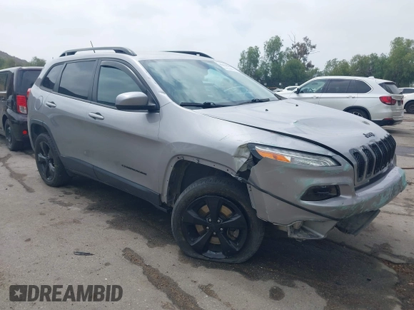 2018 Jeep Cherokee Latitude Tech Connect с VIN 1C4PJLCB2JD540423, выставлен на аукционе IAAI как лот 42159808 с пробегом 186 962 миль миль и . История ставок и продаж доступна на DreamBid. Изображение 1.