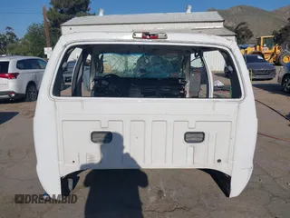 2005 Ford F-350 с VIN 1FDSW34P05EC95736, выставлен на аукционе IAAI как лот 41988078 с пробегом Не указан миль и . История ставок и продаж доступна на DreamBid. Изображение 15.