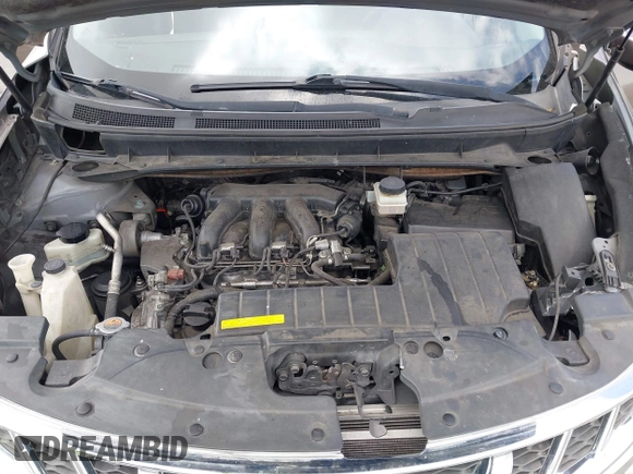 2011 Nissan Murano SV z VIN JN8AZ1MU0BW050821, wystawiony jako IAAI lot #41915011 z przebiegiem 167 121 mil mil oraz . Historia ofert i sprzedaży dostępna na DreamBid. Obrazek 10.