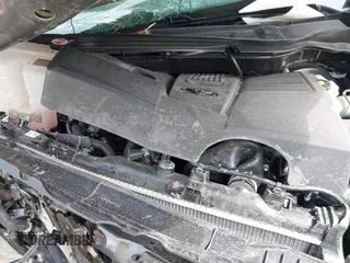 2025 Toyota Tundra Limited with VIN 5TFJA5DB2SX257293, listed as a IAAI auction lot 42742408 with 7,629 mi miles and . Bid and sale history available at DreamBid. Image 10.