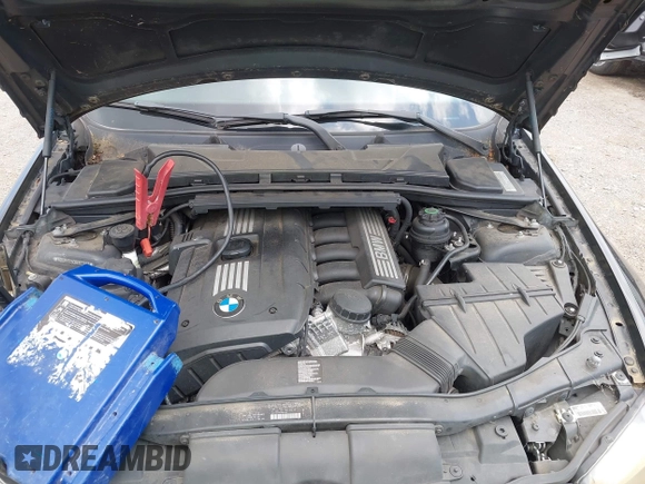 2011 BMW 3 Series 328i с VIN WBAPH7C50BE677673, выставлен на аукционе IAAI как лот 42680579 с пробегом 207 336 миль миль и . История ставок и продаж доступна на DreamBid. Изображение 10.