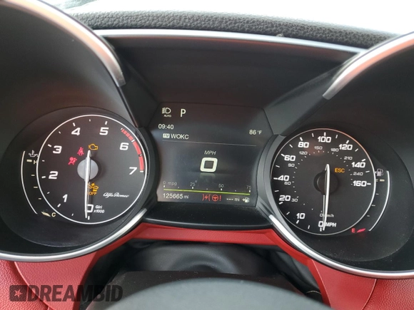 2017 Alfa Romeo Giulia Ti z VIN ZARFAECN4H7545588, wystawiony jako Copart lot #54086015 z przebiegiem 125 665 mil mil oraz Czysty tytuł • Clean title. Historia ofert i sprzedaży dostępna na DreamBid. Obrazek 9.