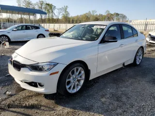 2015 BMW 3 Series 320i z VIN WBA3B1C56FK140407, wystawiony jako Copart lot #51576015 z przebiegiem 88 718 mil mil oraz Szkoda całkowita • Salvage title. Historia ofert i sprzedaży dostępna na DreamBid. Obrazek 1.