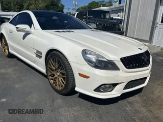 2012 Mercedes-Benz SL 550 z VIN WDBSK7BA5CF168279, wystawiony jako IAAI lot #42070913 z przebiegiem 130 820 mil mil oraz . Historia ofert i sprzedaży dostępna na DreamBid. Obrazek 1.