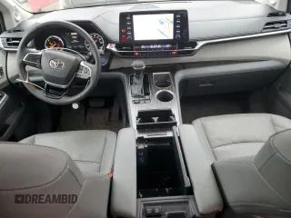 2022 Toyota Sienna Limited with VIN 5TDZSKFC8NS054715, listed as a Copart auction lot 43594725 with 24,628 mi miles and Salvage Title. Bid and sale history available at carsss.com. Image 8.
