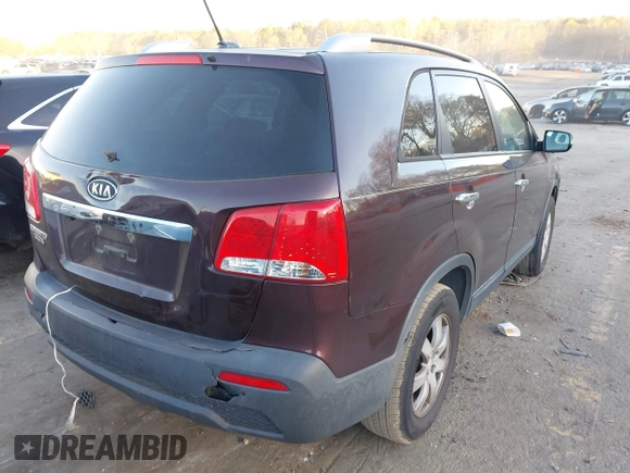 2011 Kia Sorento LX with VIN 5XYKT4A11BG139193, listed as a IAAI auction lot 41828090 with 217,298 mi miles. Bid and sale history available at carsss.com. Image 4.