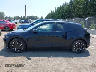 2023 Hyundai Ioniq 5 SEL z VIN KM8KN4AE0PU152144, wystawiony jako IAAI lot #42397935 z przebiegiem 920 mil mil oraz . Historia ofert i sprzedaży dostępna na DreamBid. Obrazek 14.