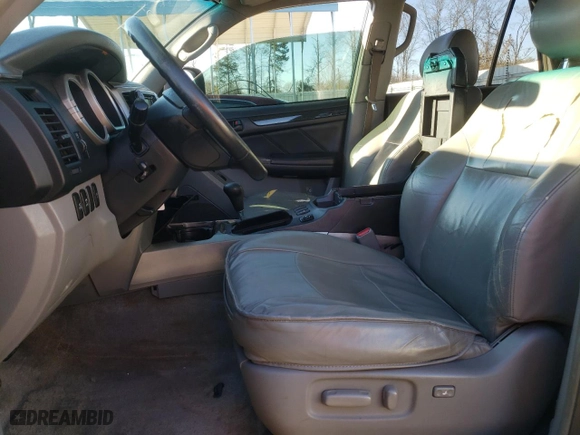 2004 Toyota 4Runner Limited with VIN JTEBU17R440040607, listed as a Copart auction lot 88978625 with 260,467 mi miles and Salvage Title. Bid and sale history available at carsss.com. Image 7.