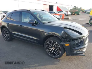 2022 Porsche Macan with VIN WP1AA2A55NLB07718, listed as a IAAI auction lot 40813536 with 15,336 mi miles. Bid and sale history available at carsss.com. Image 1.