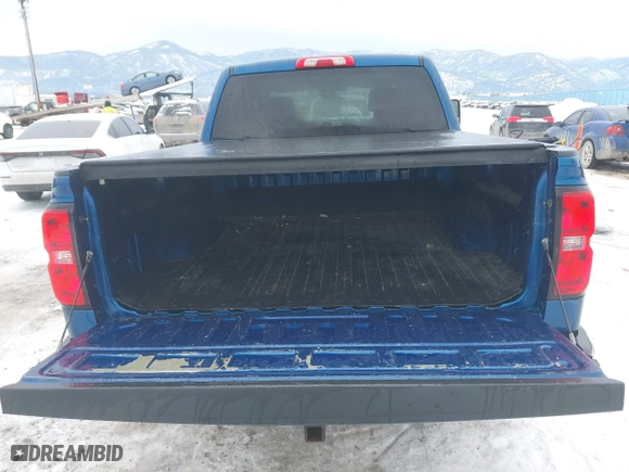 2015 Chevrolet Silverado 1500 LT with VIN 3GCUKREC5FG198758, listed as a IAAI auction lot 41573360 with 150,562 mi miles. Bid and sale history available at carsss.com. Image 16.