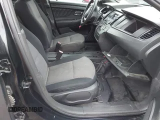 2013 Ford Police Interceptor z VIN 1FAHP2M89DG162643, wystawiony jako IAAI lot #42088765 z przebiegiem 119 386 mil mil oraz . Historia ofert i sprzedaży dostępna na DreamBid. Obrazek 5.