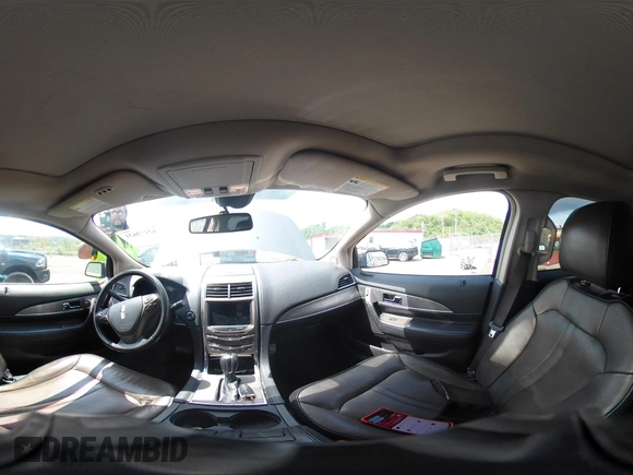 2012 Lincoln MKX with VIN 2LMDJ8JK4CBL11396, listed as a IAAI auction lot 42173631 with 184,597 mi miles and . Bid and sale history available at DreamBid. Image 18.