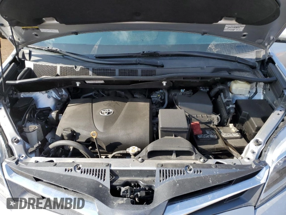 2018 Toyota Sienna XLE with VIN 5TDDZ3DC8JS189296, listed as a Copart auction lot 49656255 with 161,403 mi miles and Salvage Title. Bid and sale history available at carsss.com. Image 12.