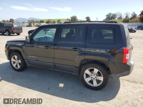 2017 Jeep Patriot Latitude with VIN 1C4NJPFB1HD184633, listed as a Copart auction lot 52252965 with 159,773 mi miles and Salvage Title. Bid and sale history available at DreamBid. Image 2.