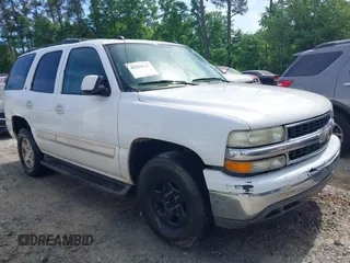 2005 Chevrolet Tahoe Z71 z VIN 1GNEC13T45R101304, wystawiony jako IAAI lot #42229835 z przebiegiem 318 175 mil mil oraz . Historia ofert i sprzedaży dostępna na DreamBid. Obrazek 1.