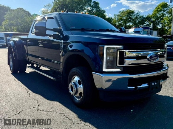 2019 Ford F-350 XL with VIN 1FT8W3DT7KEF88122, listed as a Copart auction lot 58671645 with 323,374 mi miles and Clean title. Bid and sale history available at DreamBid. Image 1.