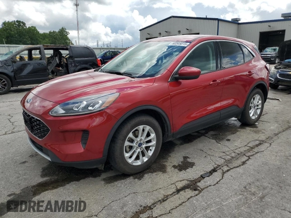 2021 Ford Escape SE with VIN 1FMCU0G67MUA28996, listed as a Copart auction lot 60305015 with 64,013 mi miles and Salvage title. Bid and sale history available at DreamBid. Image 1.