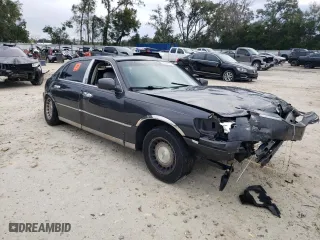 2002 Lincoln Town Car Executive with VIN 1LNHM81WX2Y645781, listed as a Copart auction lot 88684095 with 0 mi miles and Salvage Title. Bid and sale history available at carsss.com. Image 4.