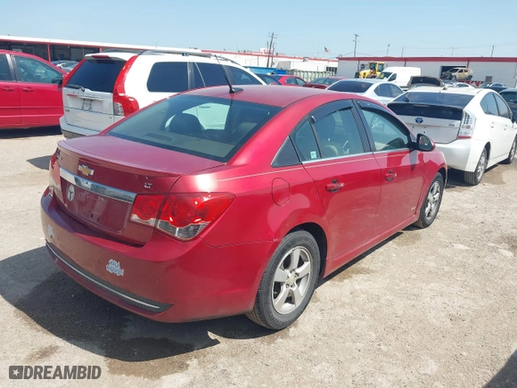 2011 Chevrolet Cruze LT w/2LT with VIN 1G1PG5S95B7181098, listed as a IAAI auction lot 41915352 with 205,712 mi miles. Bid and sale history available at carsss.com. Image 4.