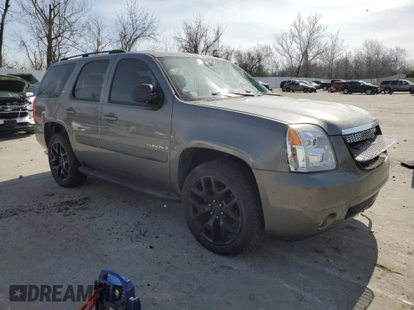 2007 GMC Yukon SLT with VIN 1GKFK13027J130960, listed as a Copart auction lot 49958035 with 0 mi miles and Salvage Title. Bid and sale history available at carsss.com. Image 4.