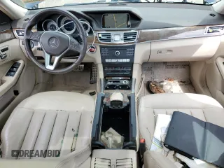 2016 Mercedes-Benz E 350 Sport with VIN WDDHF5KB7GB192275, listed as a Copart auction lot 55224595 with 111,482 mi miles and Salvage title. Bid and sale history available at DreamBid. Image 8.