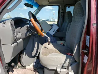 2004 Ford Econoline Passenger XL with VIN 1FBSS31LX4HB16895, listed as a Copart auction lot 65115554 with 48,980 mi miles and Salvage Title. Bid and sale history available at carsss.com. Image 7.