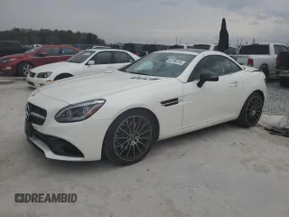 2018 Mercedes-Benz SLC 300 z VIN WDDPK3JA9JF151537, wystawiony jako Copart lot #45756115 z przebiegiem 43 123 mil mil oraz Szkoda całkowita • Salvage title. Historia ofert i sprzedaży dostępna na DreamBid. Obrazek 1.