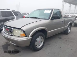 2003 GMC Sonoma SLS with VIN 1GTCS14H638238762, listed as a IAAI auction lot 41220251 with 92,907 mi miles. Bid and sale history available at carsss.com. Image 2.