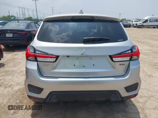 2024 Mitsubishi Outlander S z VIN JA4ARUAU6RU017646, wystawiony jako IAAI lot #42155361 z przebiegiem 1 044 mil mil oraz . Historia ofert i sprzedaży dostępna na DreamBid. Obrazek 17.