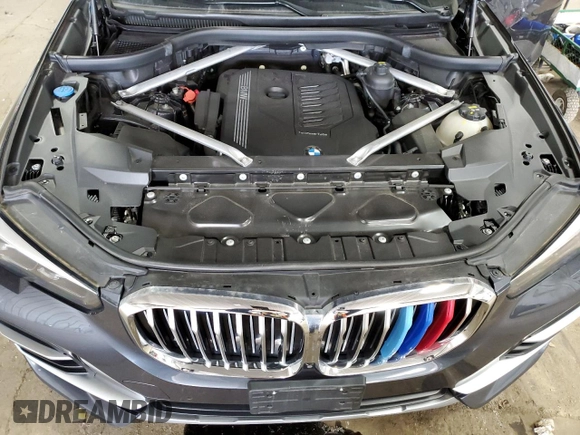 2019 BMW X5 xDrive40i z VIN 5UXCR6C5XKLL21055, wystawiony jako Copart lot #58574775 z przebiegiem 45 017 mil mil oraz Szkoda całkowita • Salvage title. Historia ofert i sprzedaży dostępna na DreamBid. Obrazek 12.