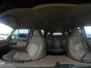 2005 Ford Expedition Eddie Bauer с VIN 1FMPU17505LB13376, выставлен на аукционе IAAI как лот 42424935 с пробегом 178 557 миль миль и . История ставок и продаж доступна на DreamBid. Изображение 18.